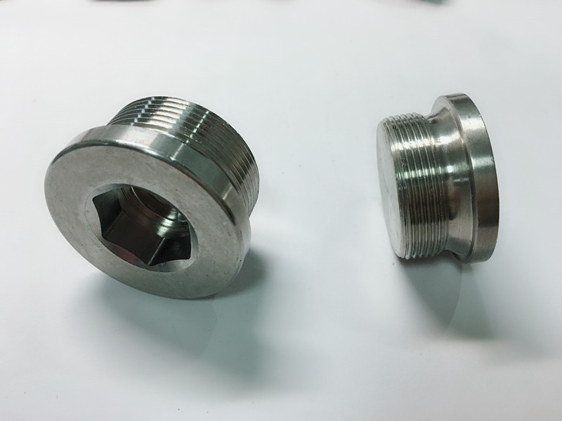 پیچ حلقه از فولاد ضد زنگ سفارشی ساخته شده با حلقه کلید ss